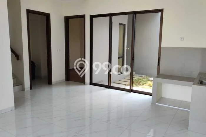 Dijual Hunian Rumah Terawat 3 KT di Suvarna Sutera, Tangerang Dijual Hunian Rumah Terawat 3 KT di Suvarna Sutera, Tangerang