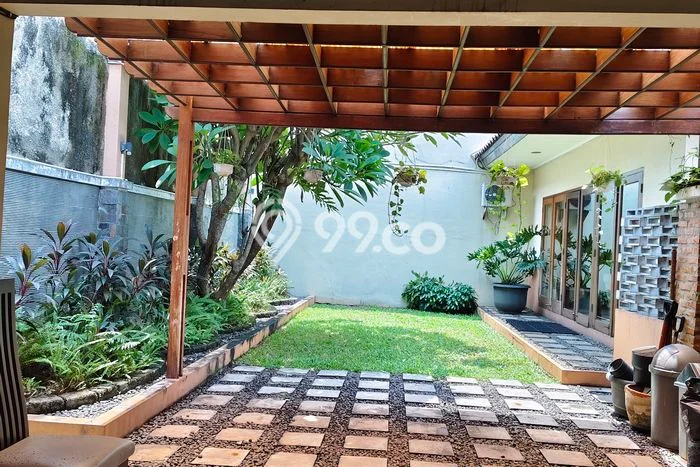 Hunian Elit LB 180m2 Siap Pakai Desain Elegan di BSD Griya Loka, Tangerang Hunian Elit LB 180m2 Siap Pakai Desain Elegan di BSD Griya Loka, Tangerang