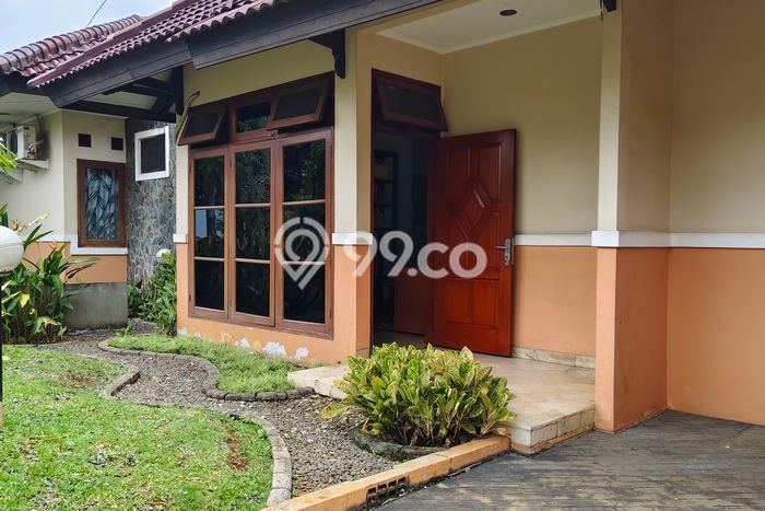 Rumah Luxury Modern Tanpa Renovasi di BSD Griya Loka Tangerang Rumah Luxury Modern Tanpa Renovasi di BSD Griya Loka Tangerang