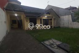 Rumah Mewah LB 120m2 Siap Huni Desain Elegan di Ketintang, Surabaya Rumah Mewah LB 120m2 Siap Huni Desain Elegan di Ketintang, Surabaya