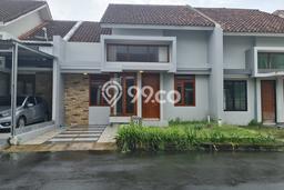 Disewakan segera rumah minimalis lokasi strategis 3 Kamar di Kartosuro, Solo Disewakan segera rumah minimalis lokasi strategis 3 Kamar di Kartosuro, Solo