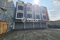 Unit Ruko Strategis di Banjarsari, Solo Potensi Bisnis Besar Unit Ruko Strategis di Banjarsari, Solo Potensi Bisnis Besar