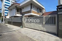 Rumah Mewah Dijual LT 372m2 di Laweyan, Solo Rumah Mewah Dijual LT 372m2 di Laweyan, Solo