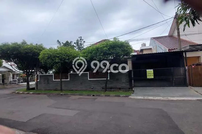 Disewakan Rumah Harga Terjangkau di Kemang Pratama Bekasi dengan 4 Kamar Tidur Disewakan Rumah Harga Terjangkau di Kemang Pratama Bekasi dengan 4 Kamar Tidur