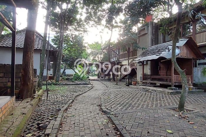 Komersial Bagus Dijual LB 1000m2 Lokasi Strategis Tangerang Area Cocok untuk Berbisnis Komersial Bagus Dijual LB 1000m2 Lokasi Strategis Tangerang Area Cocok untuk Berbisnis