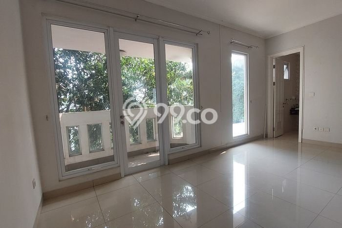 Rumah sewa siap pakai 3 KT di Summarecon Bekasi, Bekasi Rumah sewa siap pakai 3 KT di Summarecon Bekasi, Bekasi