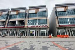 Ruko Disewa di Bekasi dengan LB 243m2 Area Komersial Ramai Ruko Disewa di Bekasi dengan LB 243m2 Area Komersial Ramai