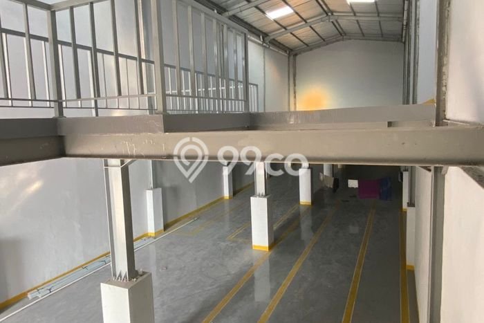 HARGA SPESIAL! Gudang di Kalideres, Luas 490m², Area Strategis HARGA SPESIAL! Gudang di Kalideres, Luas 490m², Area Strategis