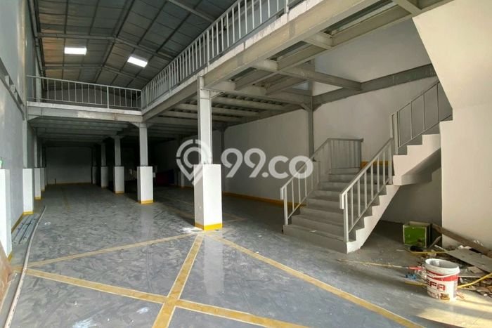 HARGA SPESIAL! Gudang di Kalideres, Luas 490m², Area Strategis HARGA SPESIAL! Gudang di Kalideres, Luas 490m², Area Strategis