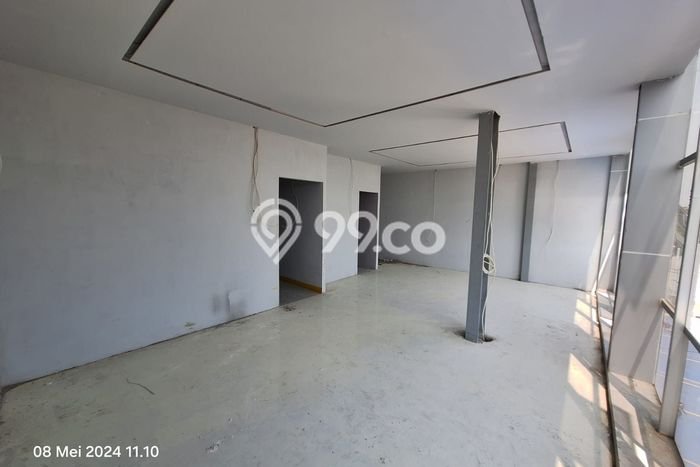 HARGA SPESIAL! Gudang di Kalideres, Luas 490m², Area Strategis HARGA SPESIAL! Gudang di Kalideres, Luas 490m², Area Strategis