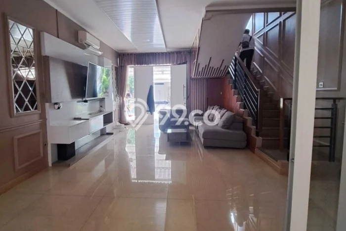 Jarang Ada! Rumah Kontrakan 5 Kamar Bagus Siap Huni Summarecon Bekasi Jarang Ada! Rumah Kontrakan 5 Kamar Bagus Siap Huni Summarecon Bekasi