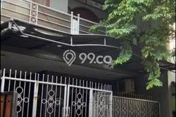 Dijual Rumah 8 Kamar Lokasi Strategis Bagus dan Strategis di Johar Baru Dijual Rumah 8 Kamar Lokasi Strategis Bagus dan Strategis di Johar Baru