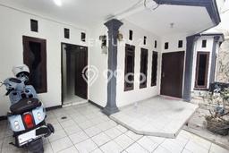 SPECIAL LISTING! Rumah di Johar Baru, 1 KM, Akses Pusat Kota, LT 80m2m² LB 150m2m² SPECIAL LISTING! Rumah di Johar Baru, 1 KM, Akses Pusat Kota, LT 80m2m² LB 150m2m²