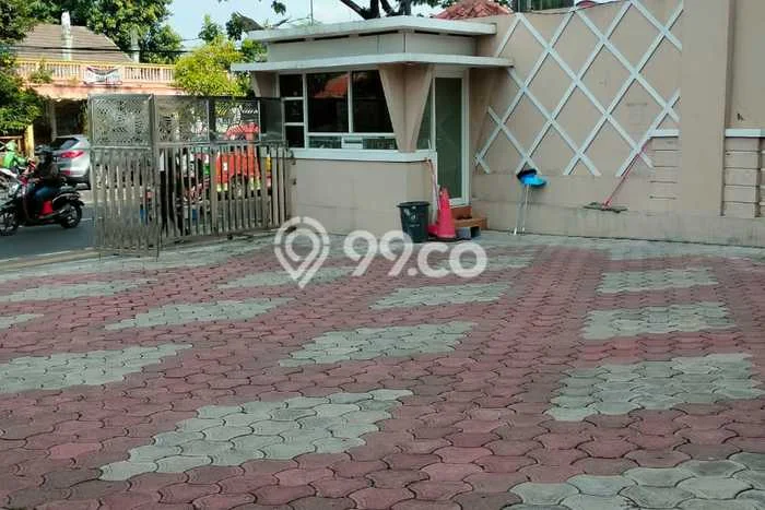 Kantor Kawasan Strategis di Jatiwaringin, Luas 1800m2m², Mainroad Kantor Kawasan Strategis di Jatiwaringin, Luas 1800m2m², Mainroad