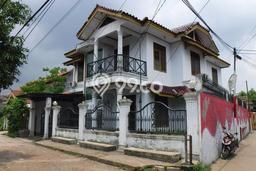 Rumah Luas Asri 6 KT Siap Huni di Pondok Gede Bekasi Rumah Luas Asri 6 KT Siap Huni di Pondok Gede Bekasi