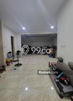Rumah Luas Asri 2 KT Siap Pakai di Modernland Tangerang Rumah Luas Asri 2 KT Siap Pakai di Modernland Tangerang