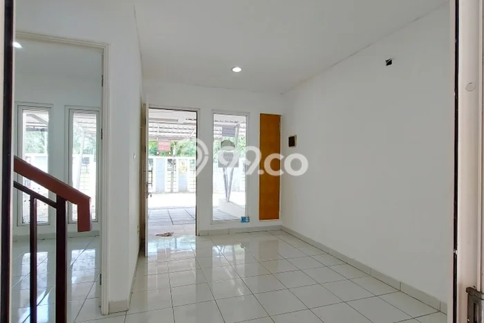 Disewakan! Rumah 2 Kamar Tidur &
2 Kamar Mandi di Modernland, Tangerang Disewakan! Rumah 2 Kamar Tidur &
2 Kamar Mandi di Modernland, Tangerang