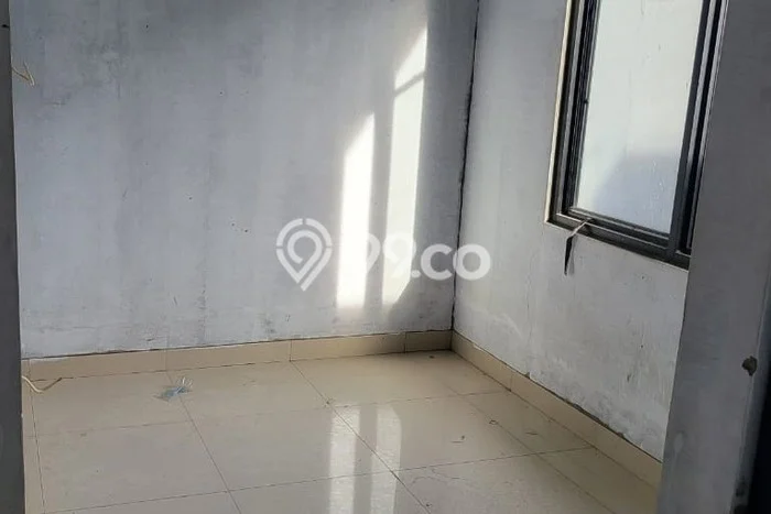 Jual Rumah Bagus Siap Huni LB 94m2 di Karawaci, Tangerang Jual Rumah Bagus Siap Huni LB 94m2 di Karawaci, Tangerang