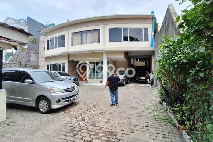 Siap Huni Rumah Mewah 5 Kamar di Pulo Gadung Dekat ke Mana Pun Siap Huni Rumah Mewah 5 Kamar di Pulo Gadung Dekat ke Mana Pun