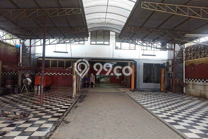 Komersial Bagus Dijual LB 369m2 Lokasi Strategis Jakarta Selatan Area Cocok untuk Bisnis Komersial Bagus Dijual LB 369m2 Lokasi Strategis Jakarta Selatan Area Cocok untuk Bisnis