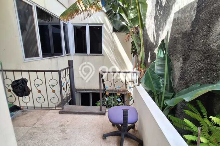 Siap Huni Rumah Mewah 5 Kamar di Pulo Gadung Dekat ke Mana Pun Siap Huni Rumah Mewah 5 Kamar di Pulo Gadung Dekat ke Mana Pun