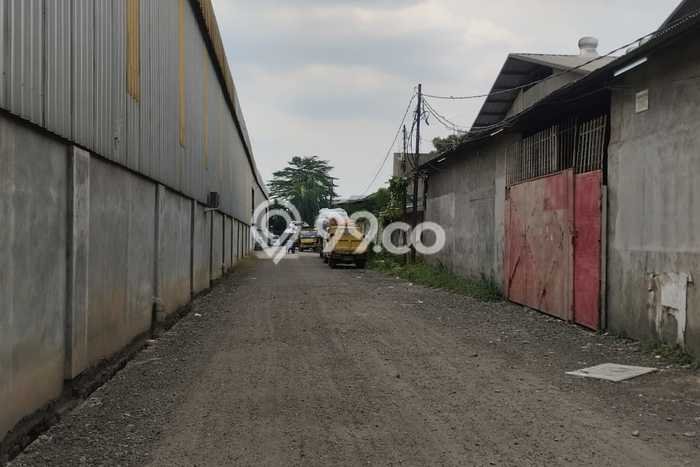 Gudang Disewa di Cipondoh, Tangerang, LT 1600m2 / LB 1500m2 Gudang Disewa di Cipondoh, Tangerang, LT 1600m2 / LB 1500m2