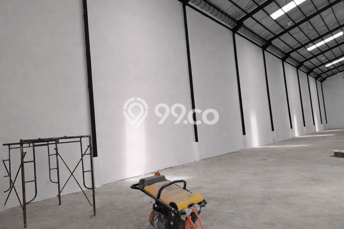 Gudang bagus disewakan di Pakuhaji Tangerang dengan LB 1860m2 harga sewa terbaik Gudang bagus disewakan di Pakuhaji Tangerang dengan LB 1860m2 harga sewa terbaik