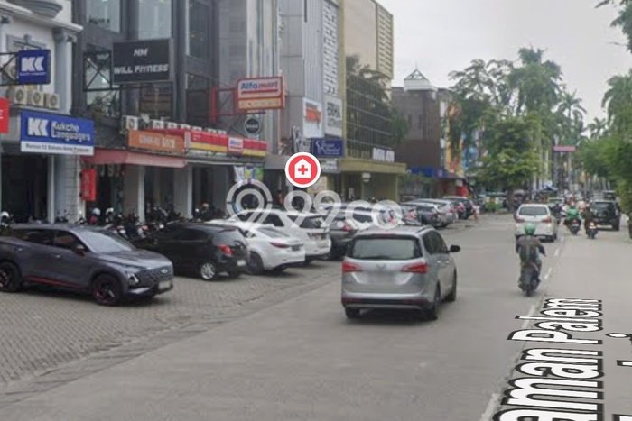 Unit Ruko Dijual di Jakarta Barat LT 202m2 & LB 810m2 Unit Ruko Dijual di Jakarta Barat LT 202m2 & LB 810m2