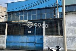 Gudang Disewa di Jakarta Barat dengan LB 686m2 Area Komersial Ramai Gudang Disewa di Jakarta Barat dengan LB 686m2 Area Komersial Ramai