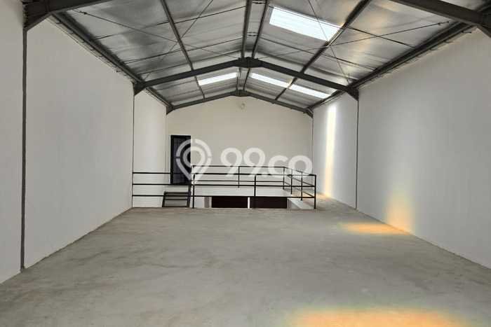 Gudang Dijual di Tangerang LT 144m2 & LB 262m2 Lokasi Terbaik! Gudang Dijual di Tangerang LT 144m2 & LB 262m2 Lokasi Terbaik!