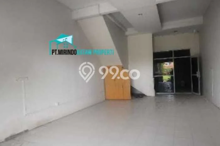 Ruko Disewa di Batam dengan LB 200m2 Area Komersial Ramai Ruko Disewa di Batam dengan LB 200m2 Area Komersial Ramai
