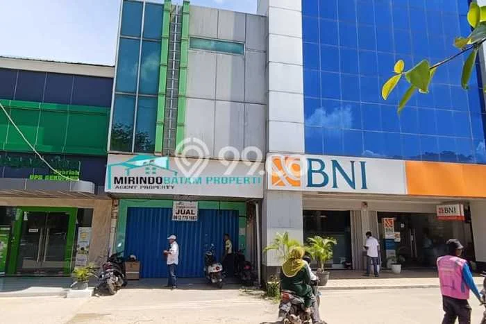 Ruko Paling Dicari LB 200m2 Dijual di Sekupang Ruko Paling Dicari LB 200m2 Dijual di Sekupang