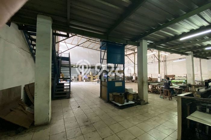 Paling Dicari! Gudang Dijual di Bandengan Harga Kompetitif Paling Dicari! Gudang Dijual di Bandengan Harga Kompetitif
