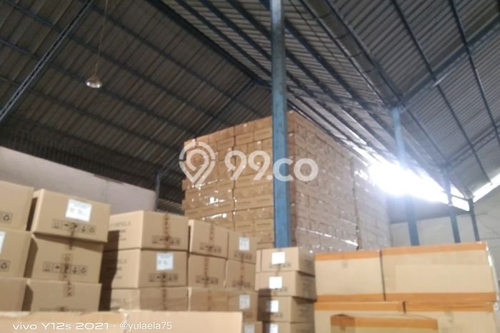 Gudang Disewa di Jakarta Barat dengan LB 1200m2 Area Komersial Ramai Gudang Disewa di Jakarta Barat dengan LB 1200m2 Area Komersial Ramai