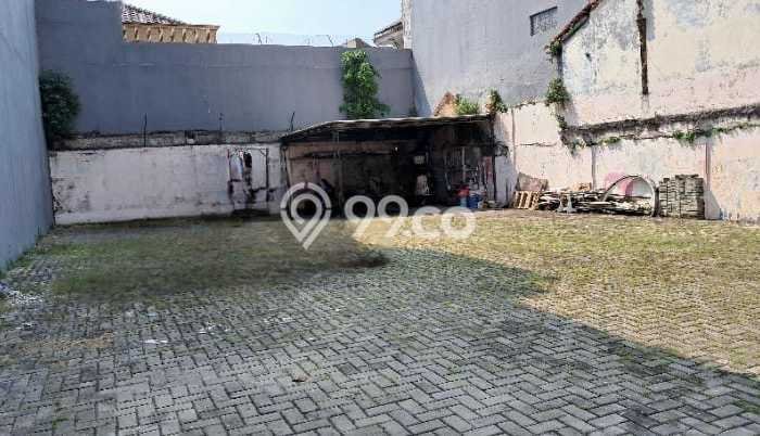 Dijual Tanah Area Potensial di Tebet, Luas 298m², Lingkungan Asri Dijual Tanah Area Potensial di Tebet, Luas 298m², Lingkungan Asri