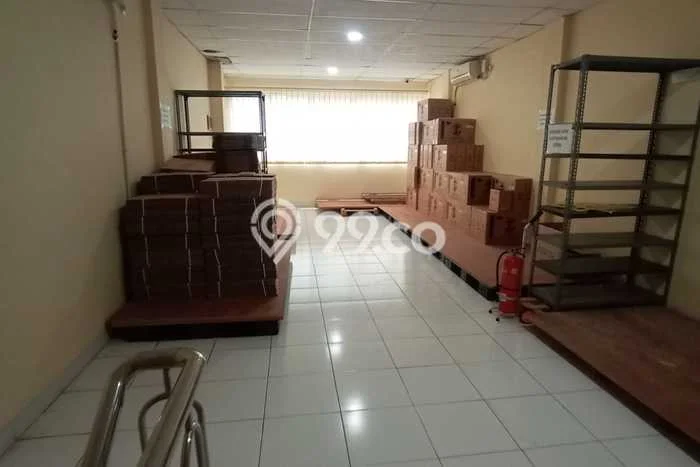 Ruko Kawasan Pondok Kopi, Luas 231m², Area Komersial, Ramai Ruko Kawasan Pondok Kopi, Luas 231m², Area Komersial, Ramai