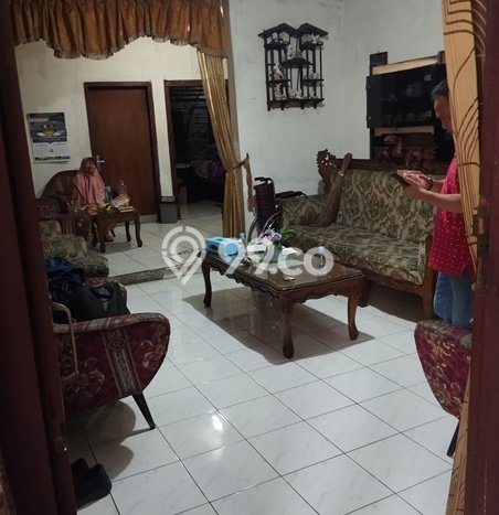 Rumah Luxury Modern Tanpa Renovasi di Lubang Buaya Jakarta Timur Rumah Luxury Modern Tanpa Renovasi di Lubang Buaya Jakarta Timur