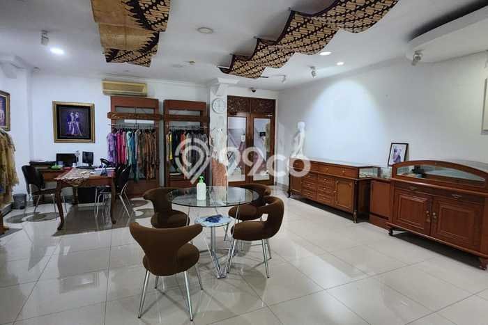 Komersial Bagus Dijual LB 2402m2 Lokasi Strategis Jakarta Pusat Area Cocok untuk Berbisnis Komersial Bagus Dijual LB 2402m2 Lokasi Strategis Jakarta Pusat Area Cocok untuk Berbisnis