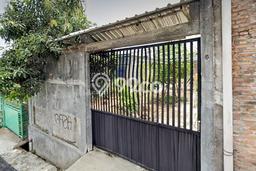 Tanah Strategis Dijual di Gondangrejo Karanganyar 200m2 Tanah Strategis Dijual di Gondangrejo Karanganyar 200m2