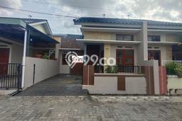 Dijual Rumah Siap Huni di Colomadu Karanganyar Harga Rp 484 Juta LT 84m2 Dijual Rumah Siap Huni di Colomadu Karanganyar Harga Rp 484 Juta LT 84m2