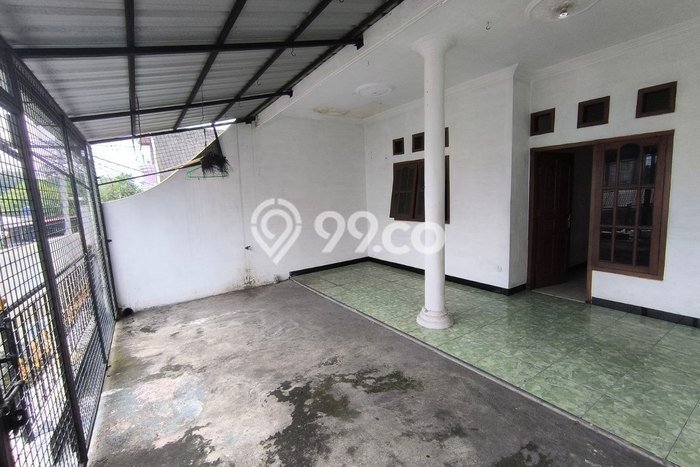 Jual Rumah Minimalis Bagus Punya 5 KT di Banjarsari Surakarta SHM Jual Rumah Minimalis Bagus Punya 5 KT di Banjarsari Surakarta SHM