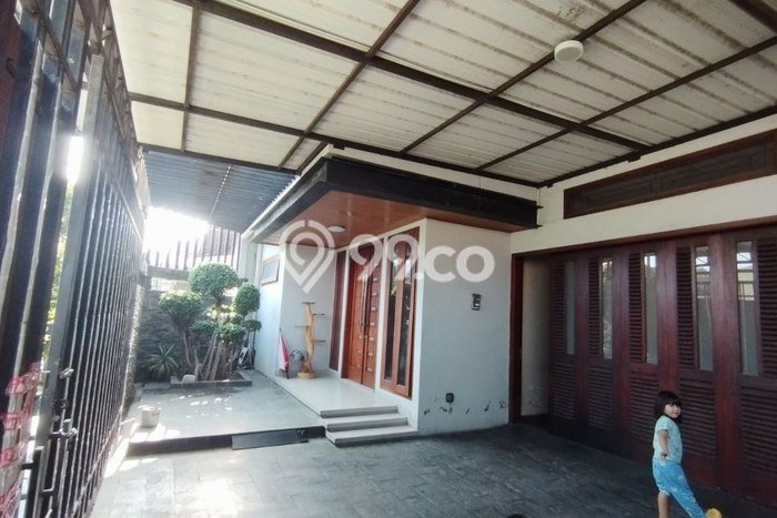 Hunian Mewah Siap Huni LT 252m2 di Jaten, Karanganyar Hunian Mewah Siap Huni LT 252m2 di Jaten, Karanganyar