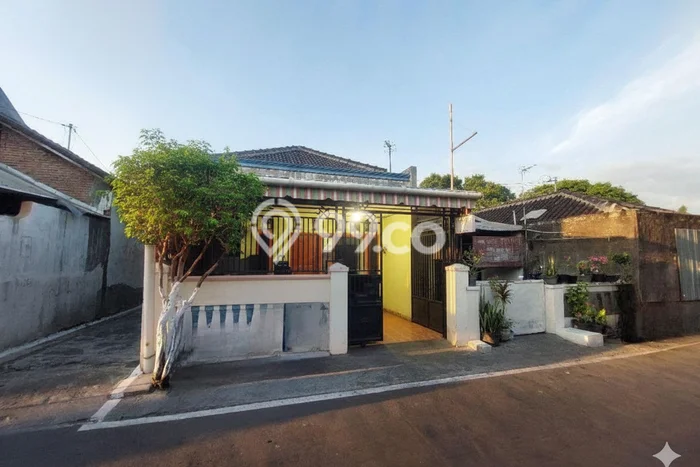 Rumah Modern Cantik 3 Kamar Bisa Langsung Pindah di Grogol Rumah Modern Cantik 3 Kamar Bisa Langsung Pindah di Grogol