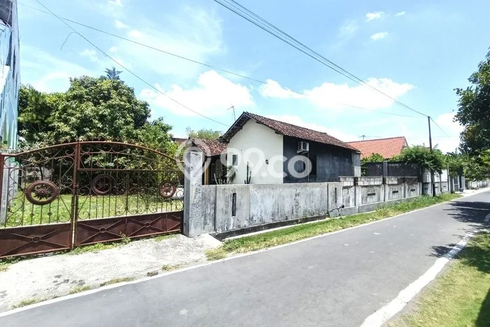 HARGA TERBAIK! Rumah Berkualitas area Baki, Luas 786m2m² Bangunan 250m2m² HARGA TERBAIK! Rumah Berkualitas area Baki, Luas 786m2m² Bangunan 250m2m²