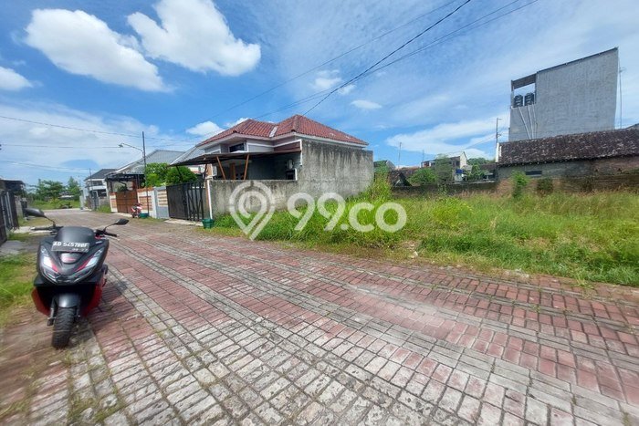 Lahan untuk Dijual di Banjarsari Surakarta Luas 96m2 Lahan untuk Dijual di Banjarsari Surakarta Luas 96m2