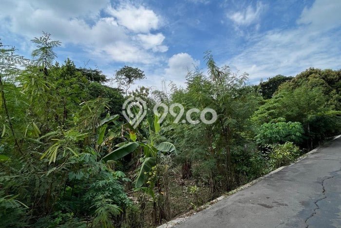 Tanah Kosong Dijual di Karanganyar dengan Area 400m2 Tanah Kosong Dijual di Karanganyar dengan Area 400m2
