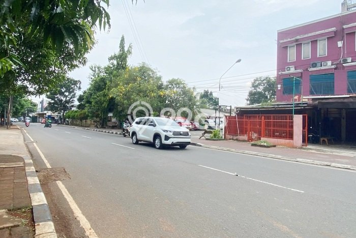 Ruko Bagus Dijual LB 240m2 Lokasi Strategis Jakarta Selatan Area Cocok untuk Bisnis Ruko Bagus Dijual LB 240m2 Lokasi Strategis Jakarta Selatan Area Cocok untuk Bisnis