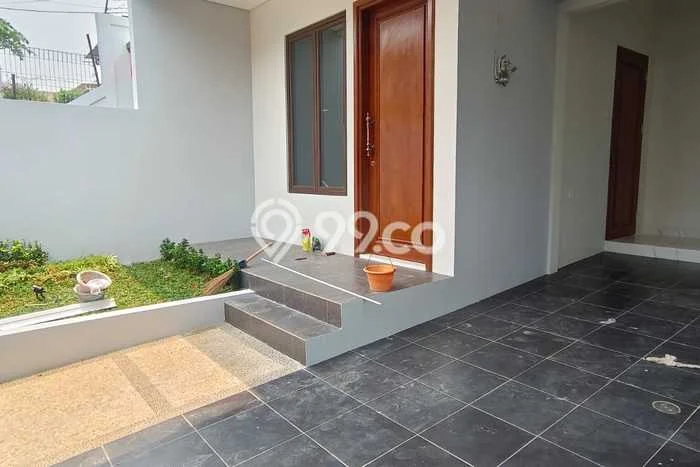 Rumah Strategis Modern Lb 170m2 di Larangan, Tangerang Rumah Strategis Modern Lb 170m2 di Larangan, Tangerang