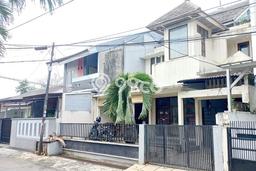 Rumah Modern Cantik 4 KT Bisa Langsung Pindah di Ciputat Rumah Modern Cantik 4 KT Bisa Langsung Pindah di Ciputat
