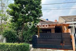 Rumah Luas Asri 4 KT Siap Pakai di Bintaro Tangerang Selatan Rumah Luas Asri 4 KT Siap Pakai di Bintaro Tangerang Selatan